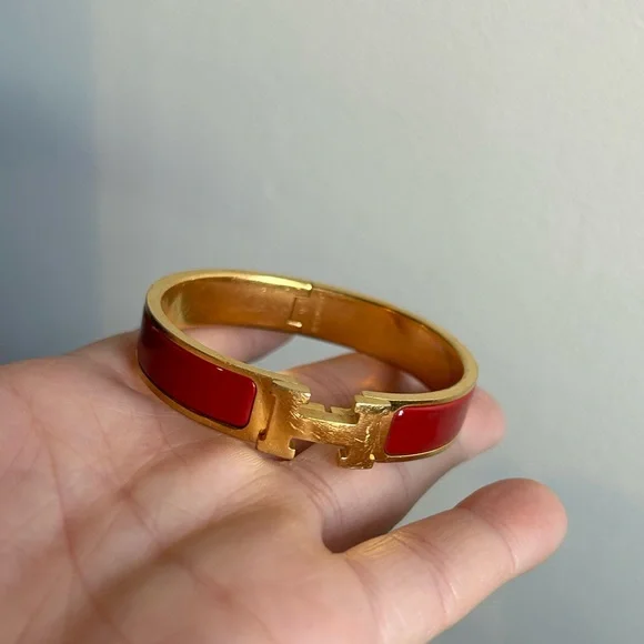 Hermes Clic H bracelet in red and gold